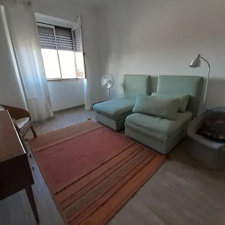 Vintage Top Roof Apartment *